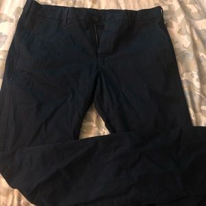 Causally pants for men